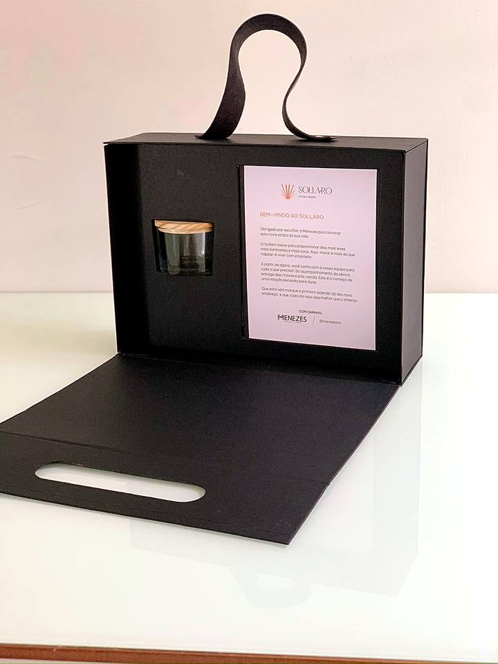 Kit de boas-vindas Sollaro, projeto da construtora Menezes
